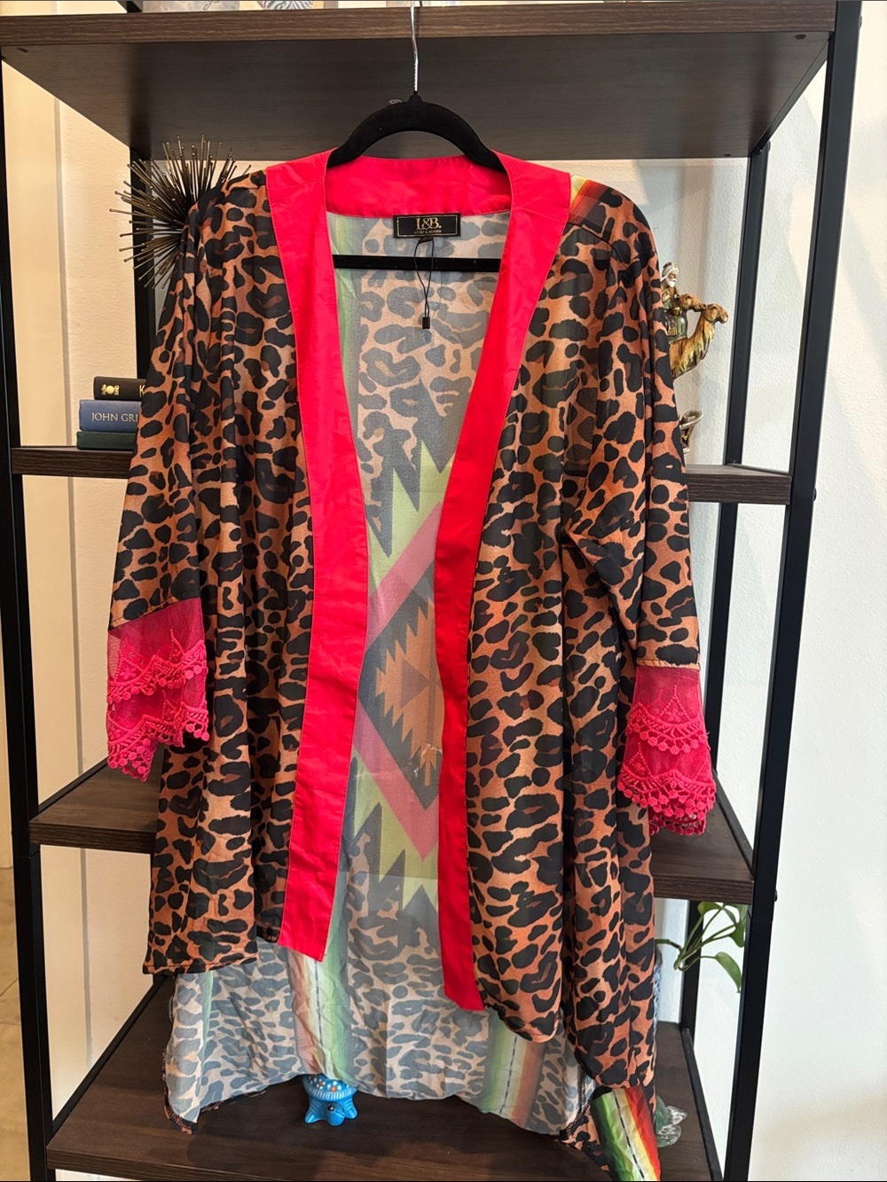 L&B Lucky & Blessed Hot Pink Trim Leopard-Print Lined Kimono Medium Western